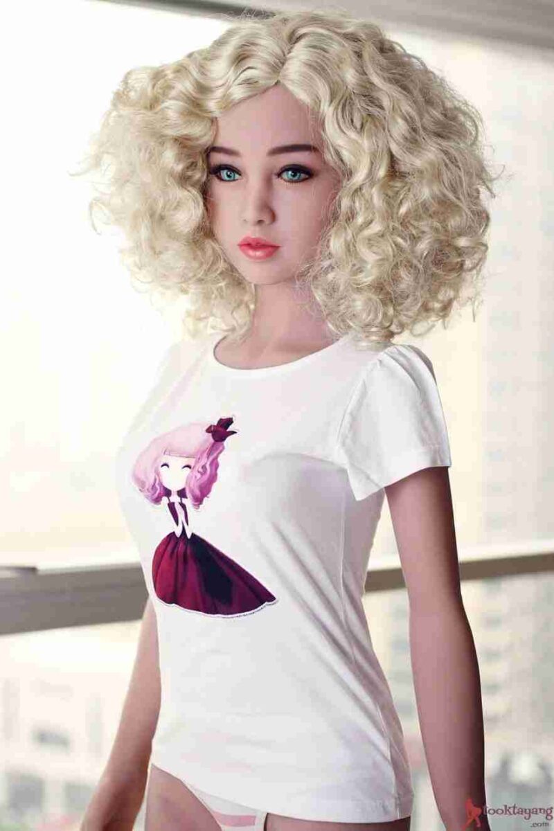 ตุ๊กตายางเอเชียผมบลอนด์ TPE 158cm - Algoma